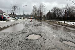 Dziury na ul. Wyszyńskiego