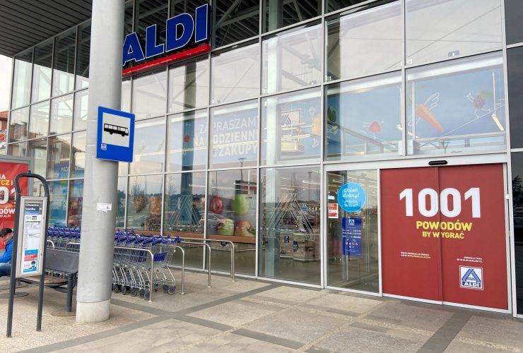 Sklep Aldi Gdynia Chwarzno - Wiczlino przy pętli